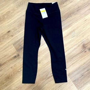 Nike Black Cropped Leggings